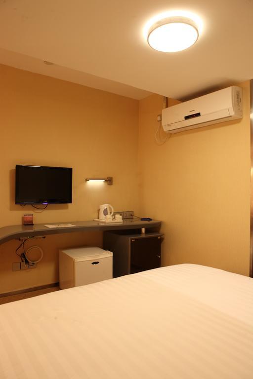 Motel Xiamen Railway Station Экстерьер фото